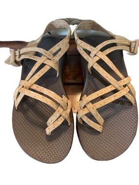 Women's Chaco ZX/2 Classic Sandal. Tan. EC. Women’s Size 10